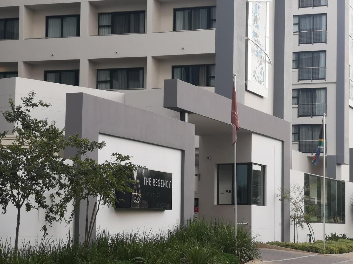 The Regency - Cosy Private Hotel Apartment - Unit 219 Pretoria-Noord エクステリア 写真